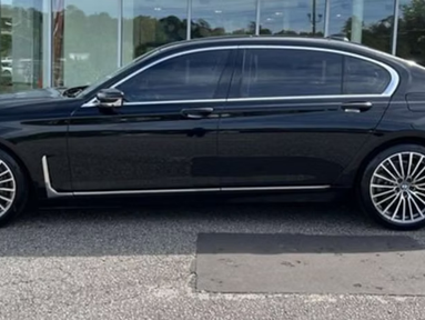 BMW 740i Sedan